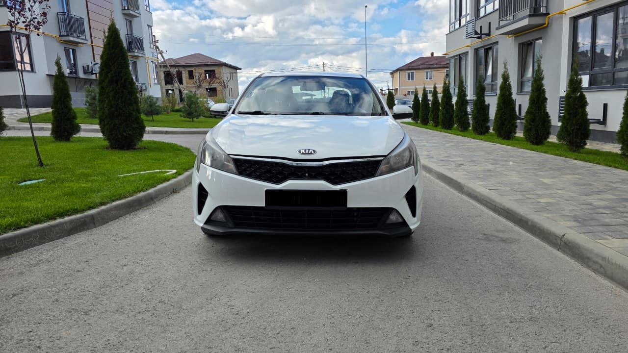 KIA RIO 4
