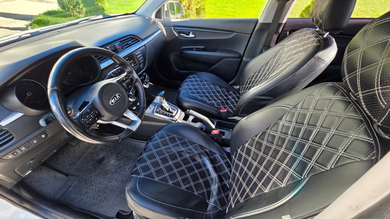 KIA RIO 4