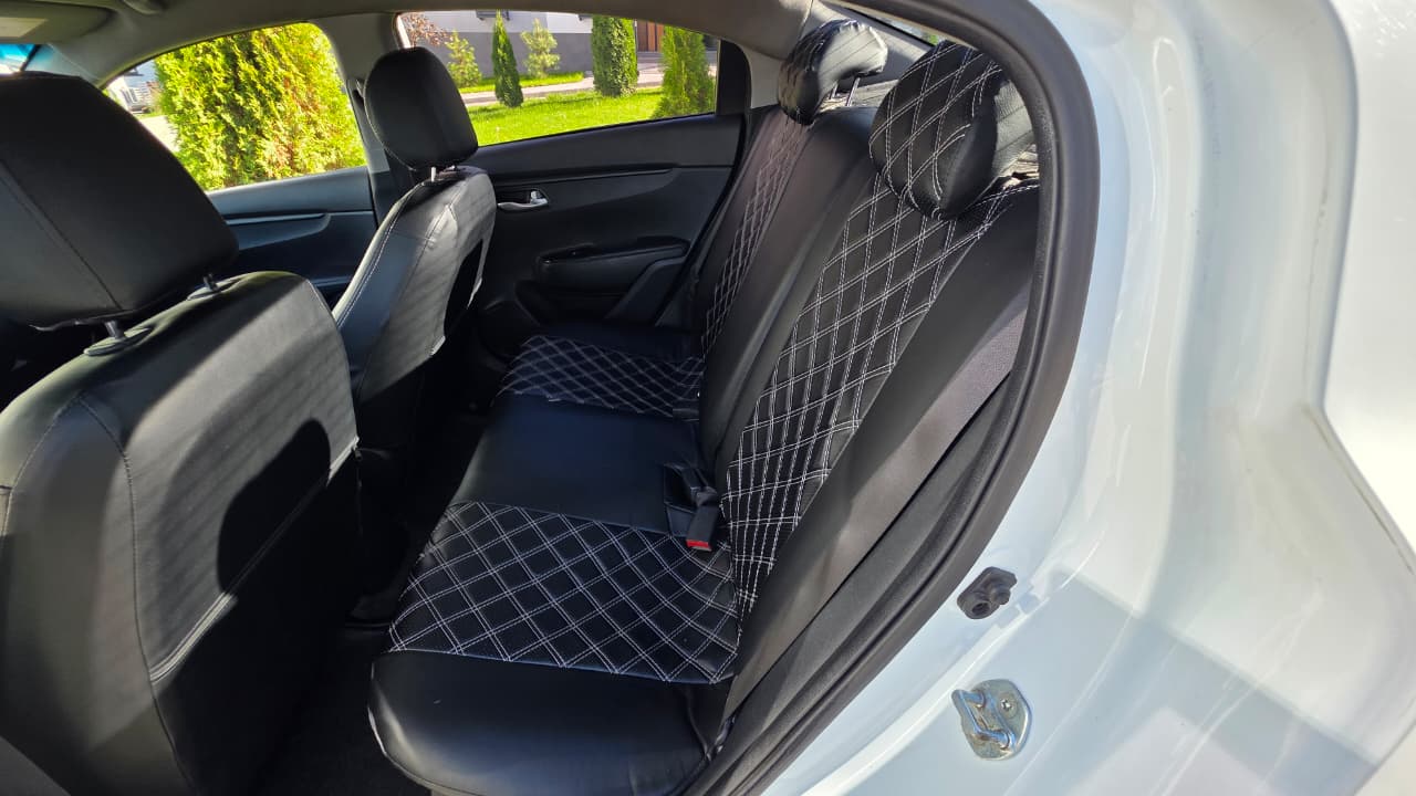 KIA RIO 4