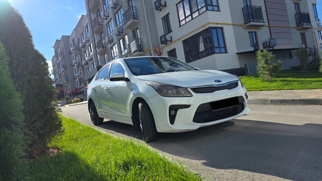 KIA RIO 4