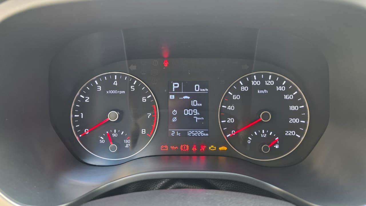 KIA RIO 4